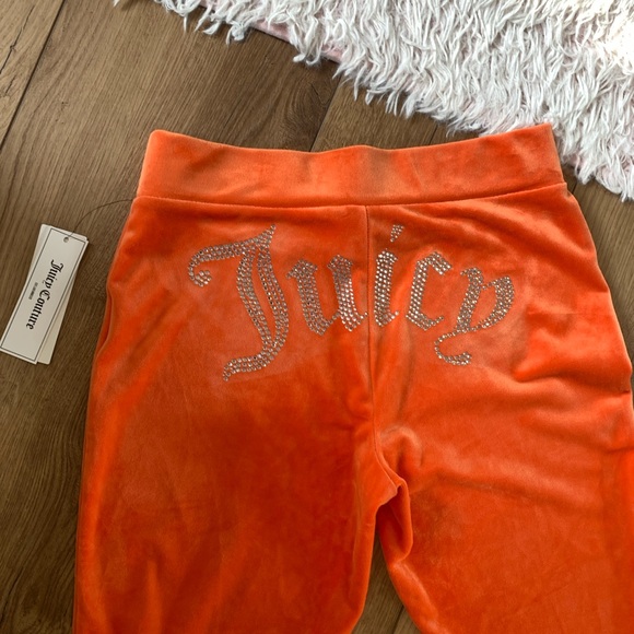 🧡 Juicy Couture orange velour track pants with rhinestone logo - small - Picture 2 of 4